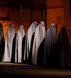 2011 Alf laila wa laila / Burka Baazi