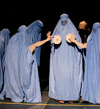 2011 Alf laila wa laila / Burka Baazi