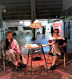 Gertrude Klaffenböck, Projektkoordinatorin Südwind, im Gespräch mit Lisa Muhr, Genossenschaft für Gemeinwohl